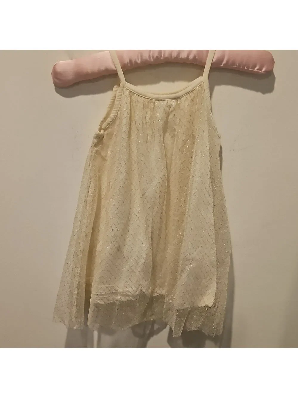 ZARA GIRL'S TULLE GOLD PATTERN OVERLAY DRESS 3-4 YEARS.